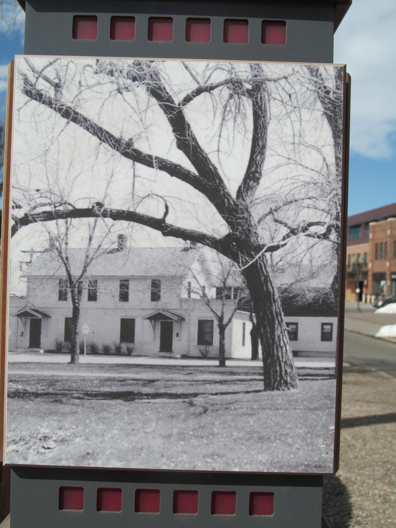 5728 S. Rapp J D Hill General Store Facade historic picture Crony_new