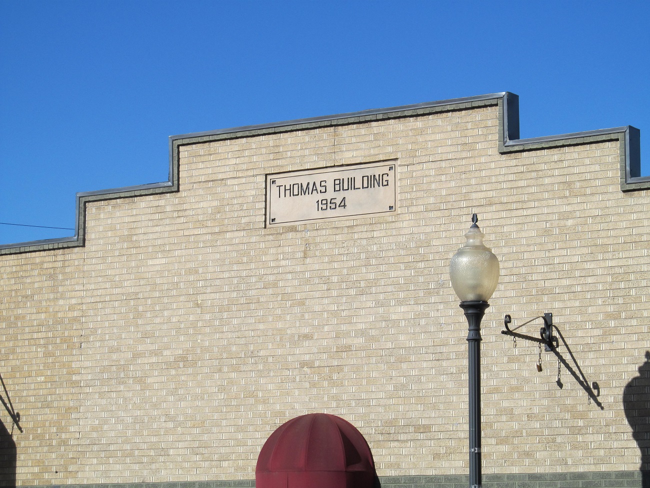 2400 Thomas Bld Name plate facade Crony_new