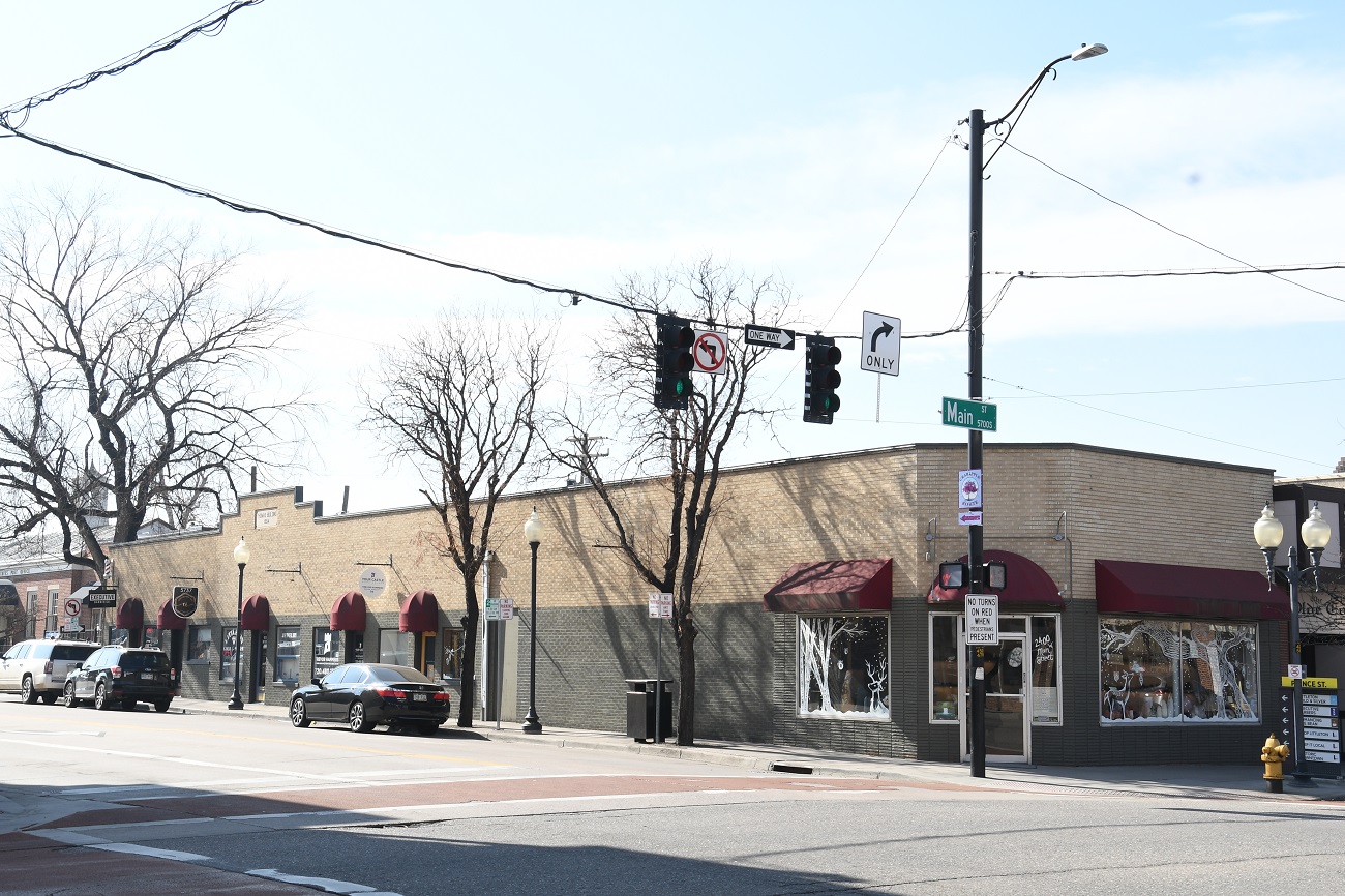 2400 W Main Thomas Bldg DSC_3316_new