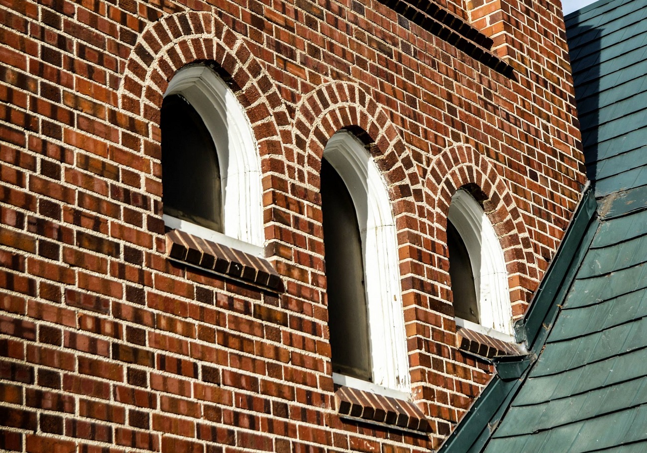 1609 W Littleton blvd Littleton Presbyterian windows fb Mike Yost_ss