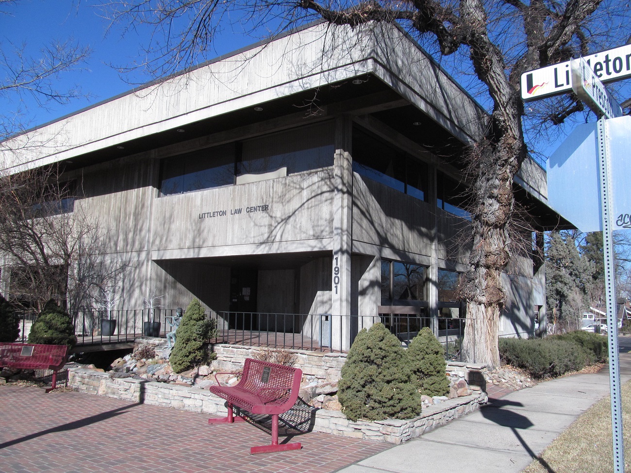 1901 Littleton Blvd Miller law Crony IMG_4001_s