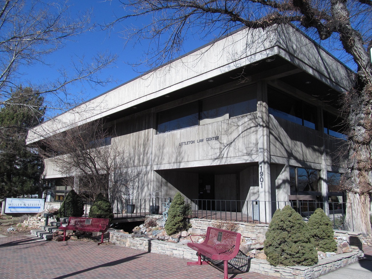 1901 Littleton Blvd Miller law landscape entrace Crony_s