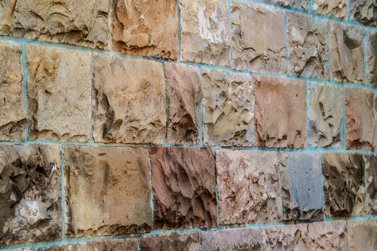 2505 W Alamo Sanford House stone wall FB Mike Yost_s