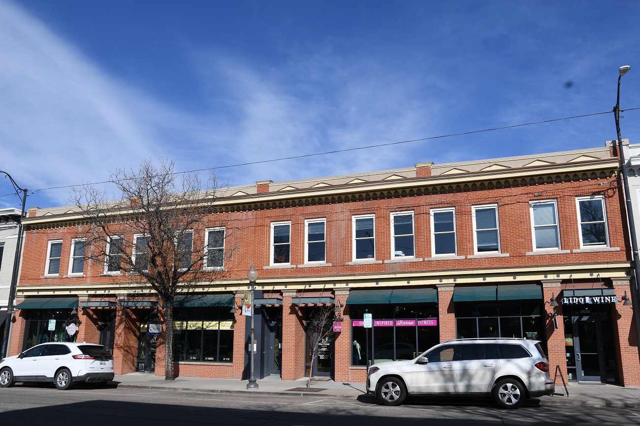 2529-39 W Main Lilley Bldg DSC_3243_s