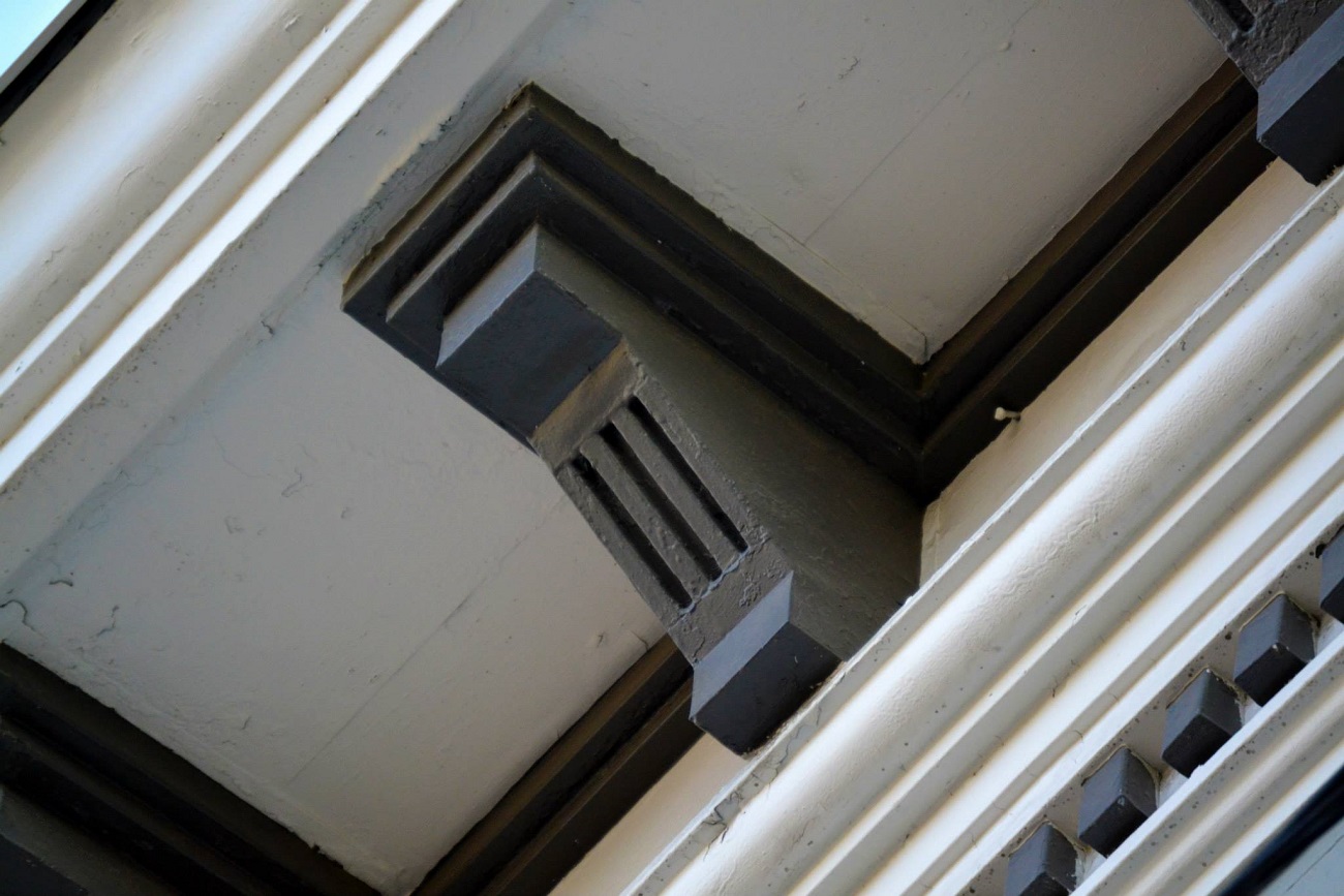 2569 w main st Batshcelet building cornice bracket fb Mike Yost_s