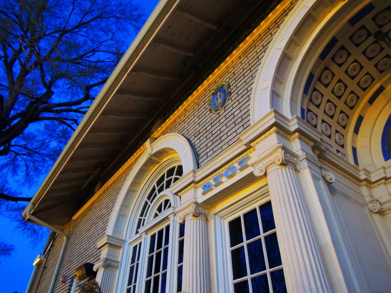2707 Library detail arch fb Mike Yost_ss