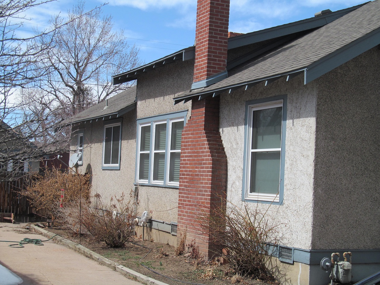 Louthan Heights Street House side chinmey Crony_s