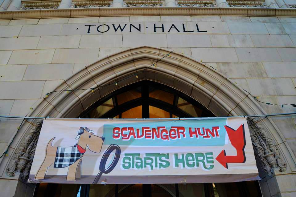 start of scavenger hunt sign on townhall